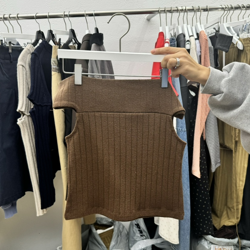 Lay oveR直郵韓國代購女裝新品時尚25春夏人氣推薦T恤春款E/E/ET恤圖色2
