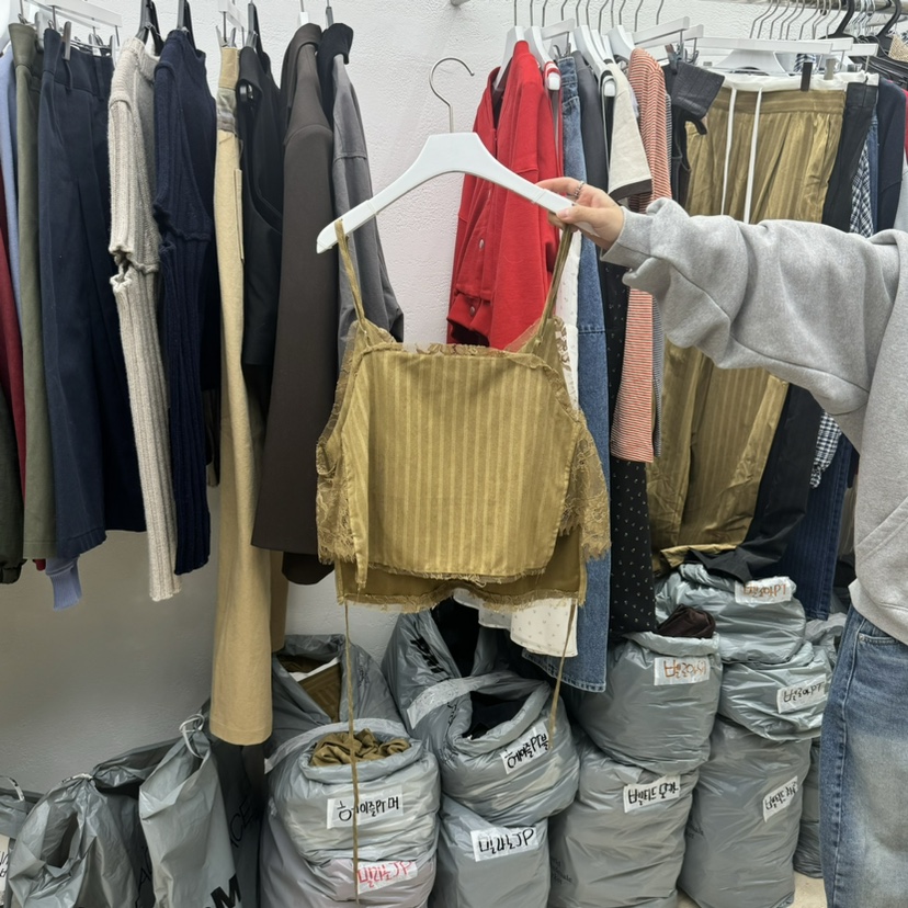 Lay oveR韓國直郵東大門代購女裝新品推薦熱賣吊帶背心春款E/E/E吊帶/背心