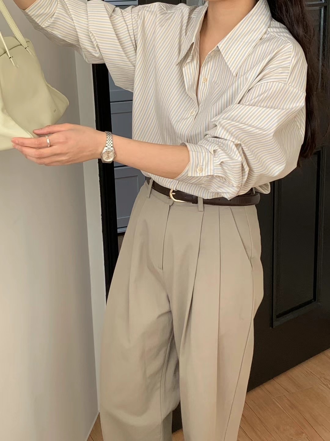COMMA-콤마-T韓國代購女士新品25春夏熱賣職業襯衫蕾絲衫COMMA襯衫/蕾絲衫
