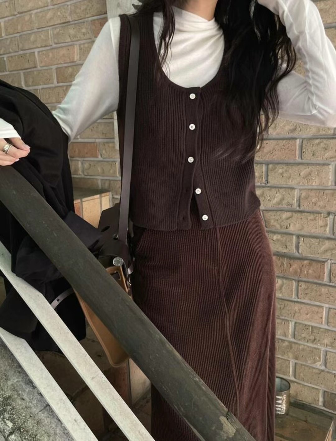 ATTIC韓國直郵東大門代購女裝新款25春季真品熱賣人氣吊帶背心ATTIC吊帶/背心圖色2