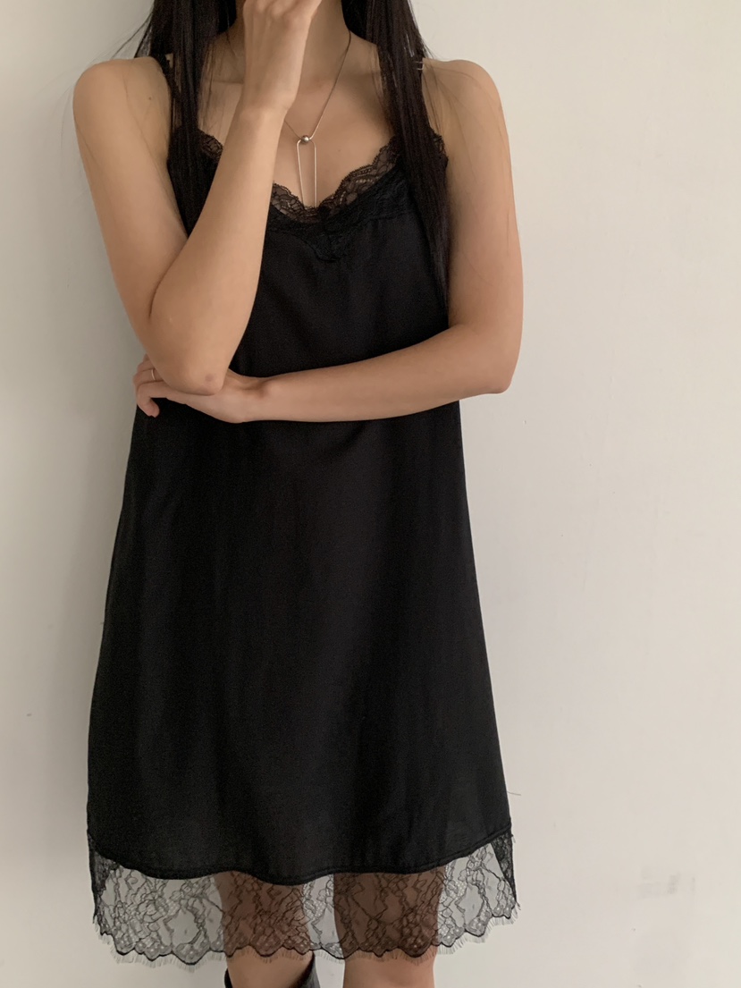 ROUGH東大門直郵女裝新品熱賣人氣25春夏休閑時尚連衣裙蕾絲ROUGH連衣裙