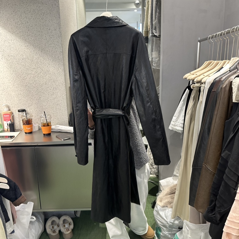 AMOEBA東大門實拍女裝新品真品熱賣推薦長款風衣含腰帶皮革AMOEBA長款風衣