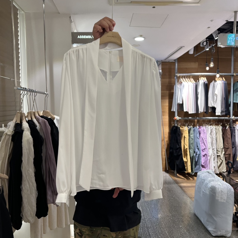 ASSEMBLY韓國直郵東大門實拍女裝新品休閑襯衫蕾絲衫含圍巾ASSEMBLY襯衫/蕾絲衫