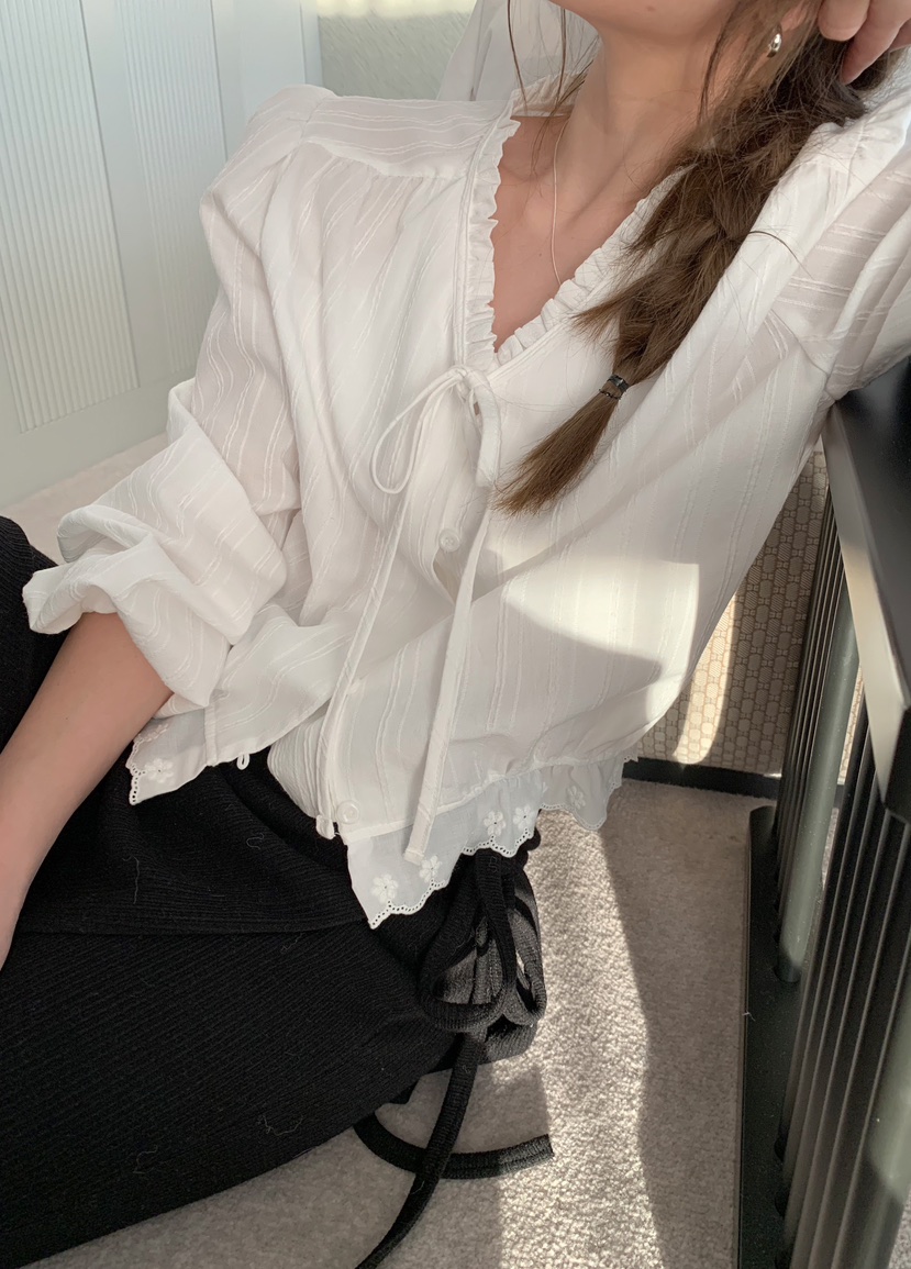 MELLOUNGE-멜라운지-T東大門代購女士新品人氣襯衫蕾絲衫MELLOUNGE-T襯衫/蕾絲衫
