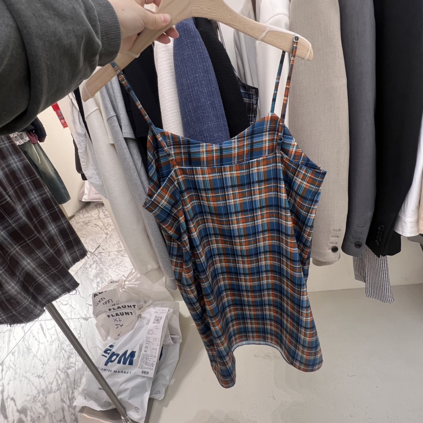 FLAUNT韓國直郵東大門實拍女裝新品人氣25春夏連衣裙修身格紋FLAUNT連衣裙