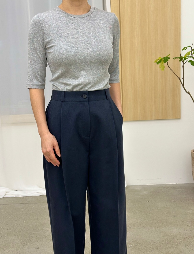 BUT韓國代購女士新品職業人氣25春夏熱賣真品推薦休閑時尚T恤buttonT恤