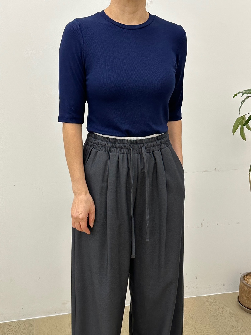 BUT韓國代購女士新品職業人氣25春夏熱賣真品推薦休閑時尚T恤buttonT恤