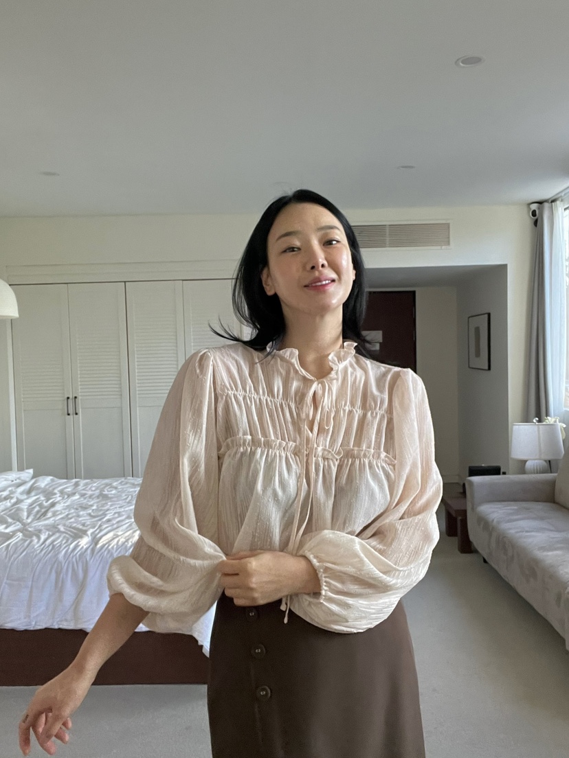 VERNI東大門直郵女裝新款時尚真品人氣職業休閑襯衫蕾絲衫絨VERNI襯衫/蕾絲衫