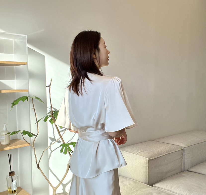 VERNI東大門直郵女裝新品真品熱賣人氣職業推薦25春夏襯衫蕾絲衫VERNI襯衫/蕾絲衫