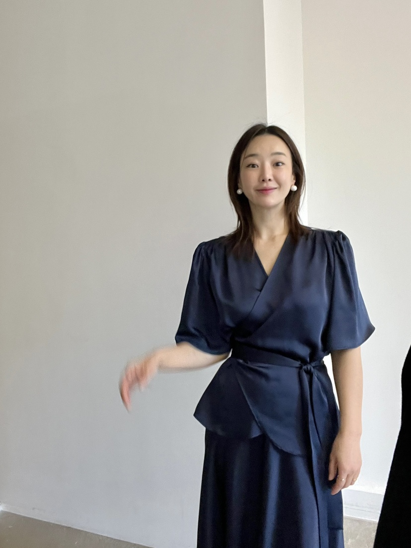 VERNI東大門直郵女裝新品真品熱賣人氣職業推薦25春夏襯衫蕾絲衫VERNI襯衫/蕾絲衫