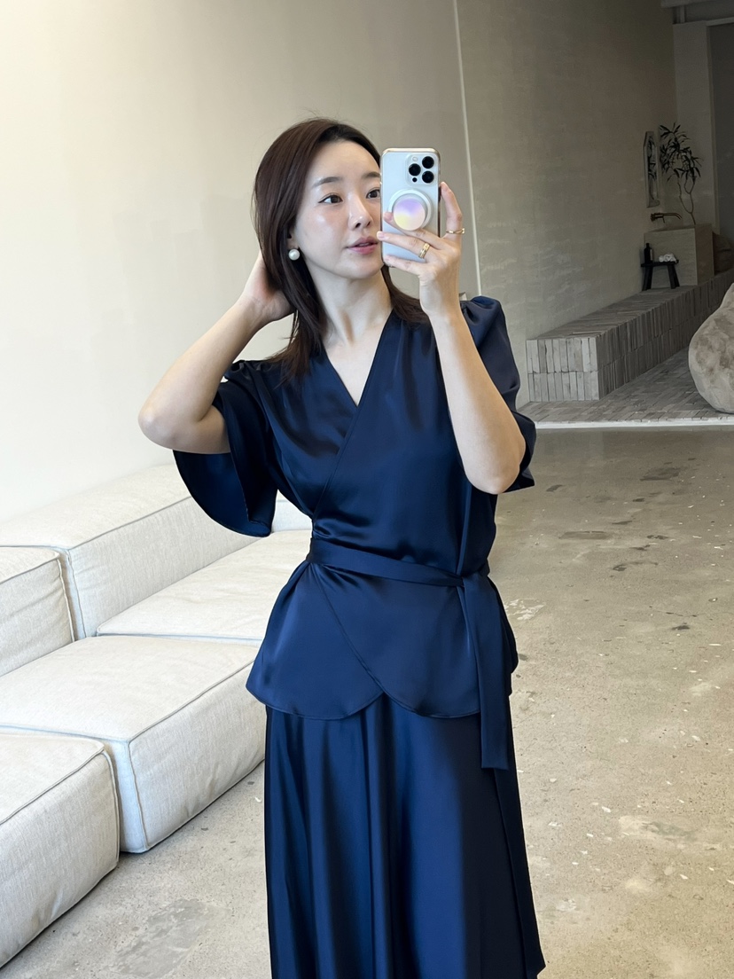 VERNI東大門直郵女裝新品真品熱賣人氣職業推薦25春夏襯衫蕾絲衫VERNI襯衫/蕾絲衫
