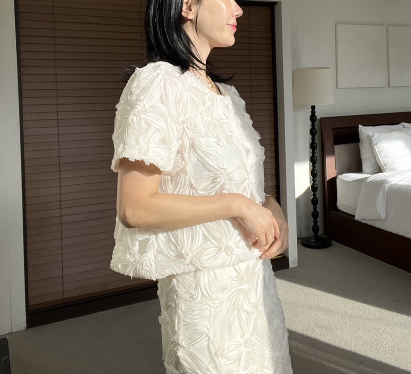VERNI韓國直郵女士新款25春夏休閑人氣時尚真品職業襯衫蕾絲衫VERNI襯衫/蕾絲衫