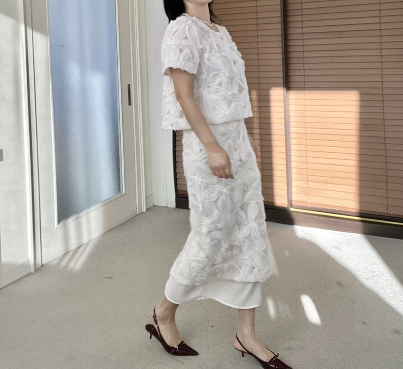 VERNI韓國直郵女士新款25春夏休閑人氣時尚真品職業襯衫蕾絲衫VERNI襯衫/蕾絲衫