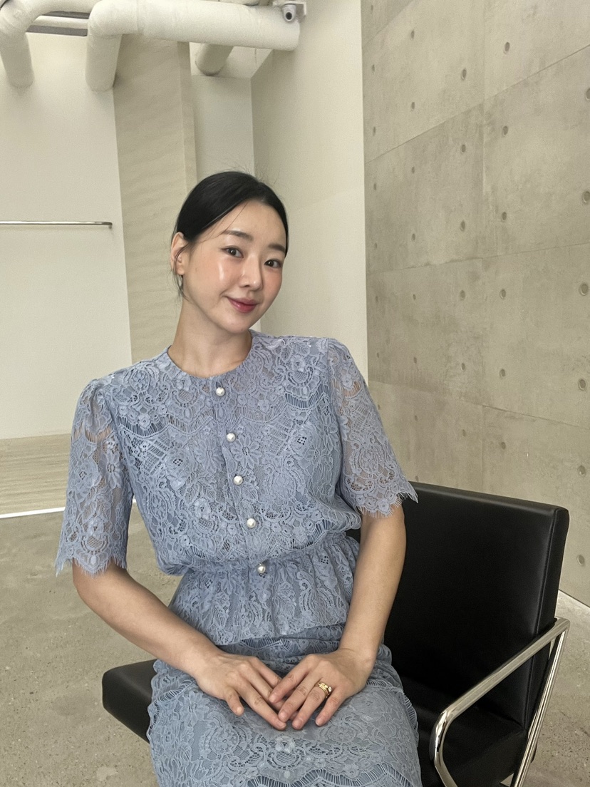 VERNI東大門實拍女士新品推薦真品休閑職業25春夏襯衫蕾絲衫VERNI襯衫/蕾絲衫