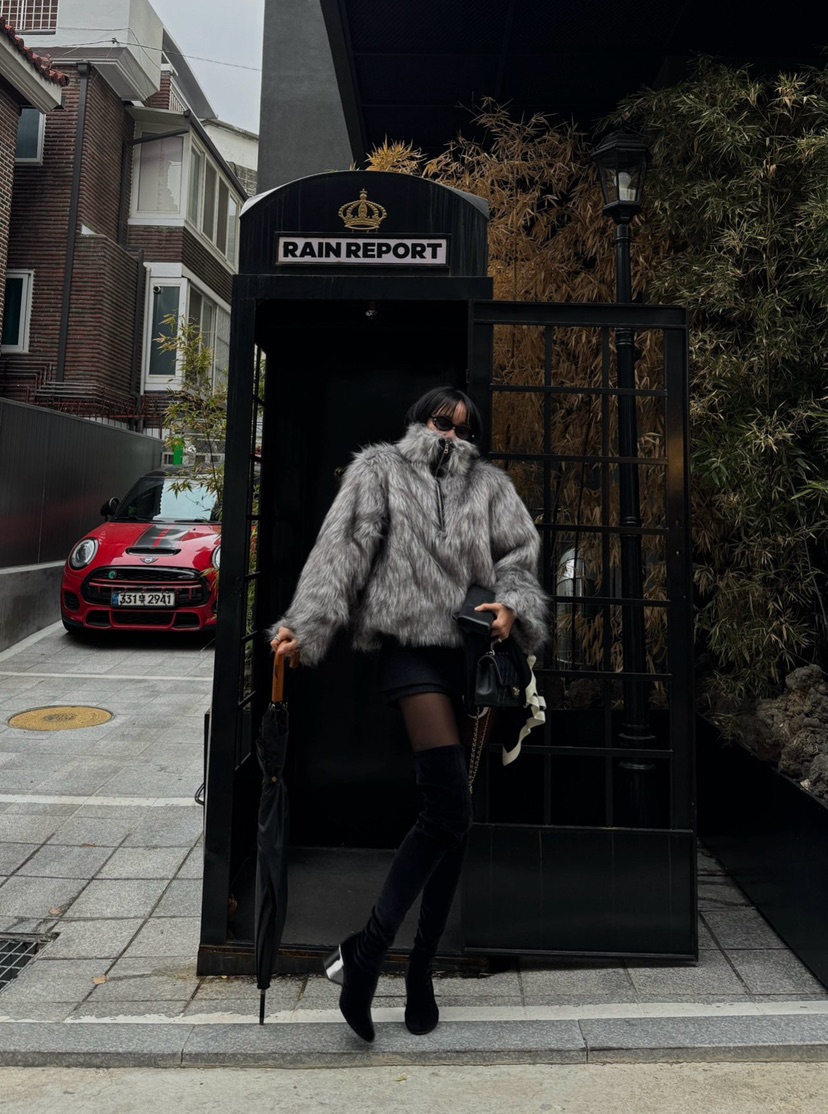 ABBEYLEE韓國直郵東大門實拍女裝新品熱賣時尚短款大衣SaleABBEYLEE短款大衣