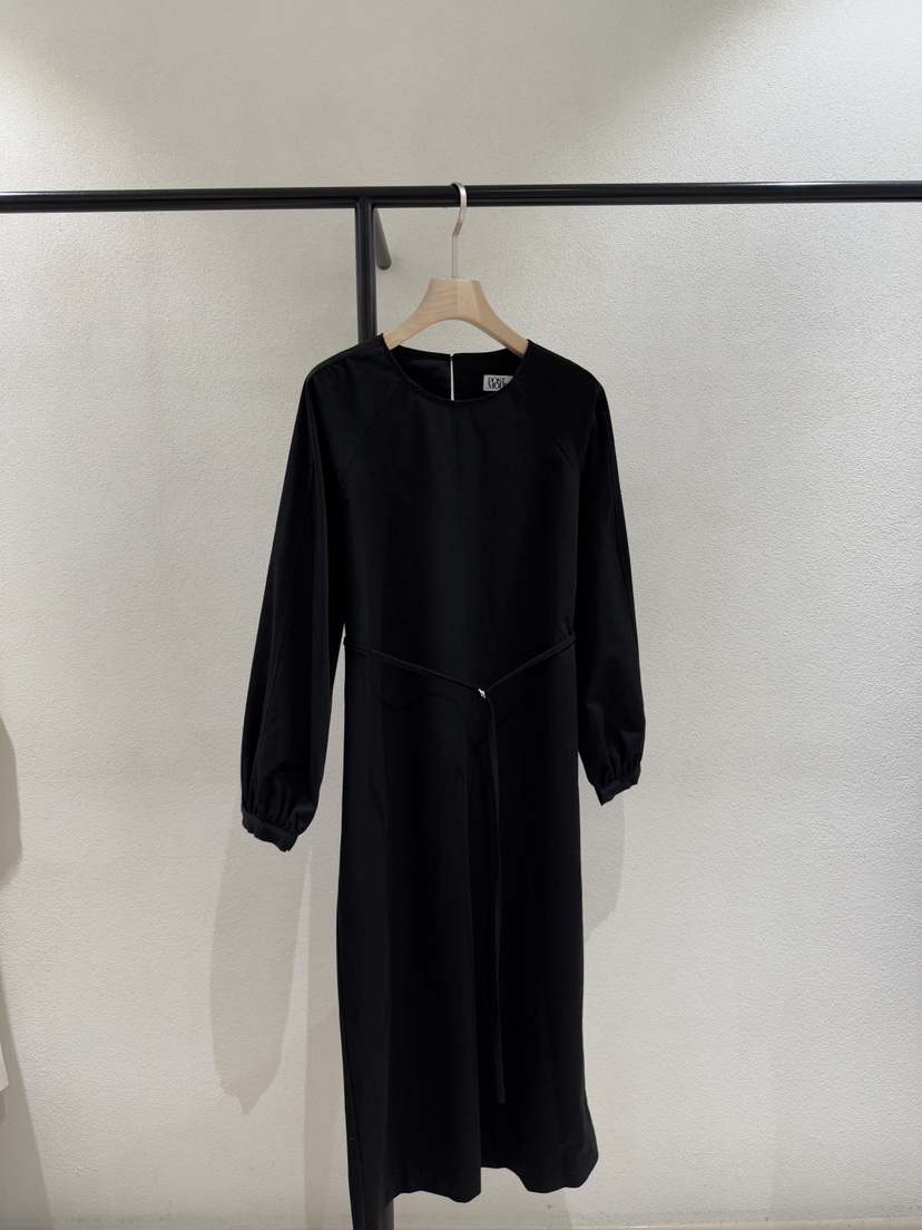 POSTMODERN韓國直郵女裝新品25春夏職業時尚真品推薦連衣裙POSTMODERN連衣裙圖色2