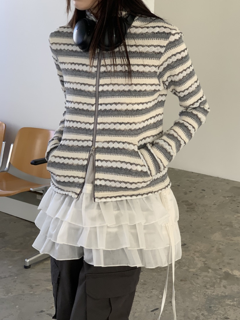 VAARA韓國直郵東大門實拍女裝新品人氣職業熱賣推薦休閑夾克VAARA夾克