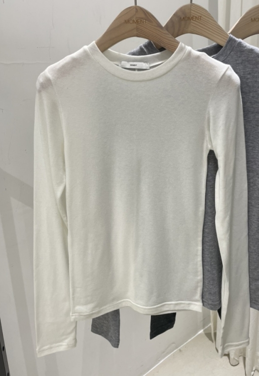 MOMENT韓國直郵東大門實拍女裝新款職業真品熱賣人氣長袖T恤MOMENT/RECOVER長袖T恤圖色1