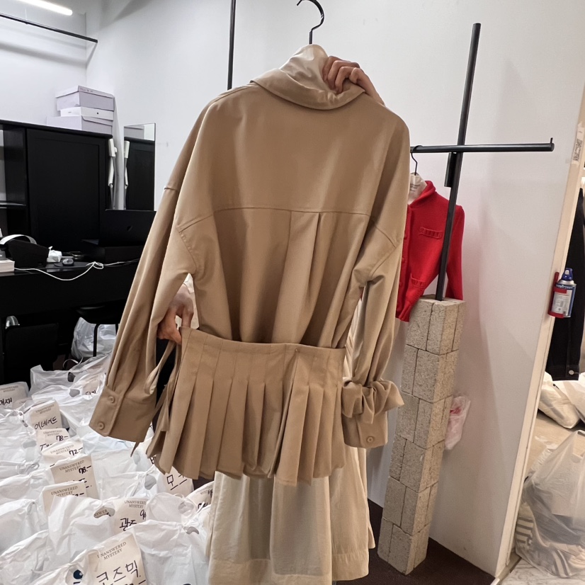 UNANSWERED-MYSTERY東大門代購女裝新品25春夏職業套裝喇叭UNANSWERED-MYSTERY套裝