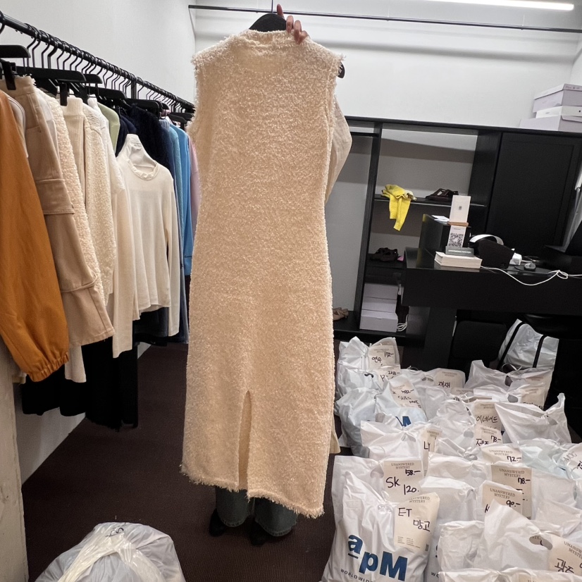 UNANSWERED-MYSTERY東大門直郵女士新款熱賣25春夏連衣裙粗花呢UNANSWERED-MYSTERY連衣裙