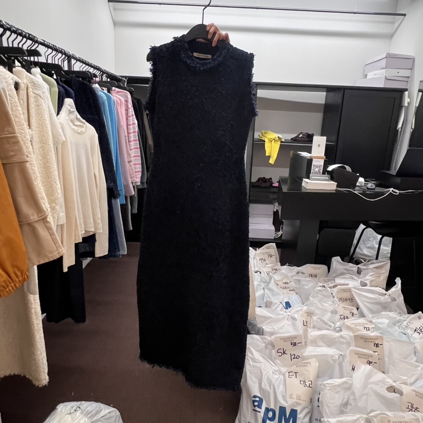 UNANSWERED-MYSTERY東大門直郵女士新款熱賣25春夏連衣裙粗花呢UNANSWERED-MYSTERY連衣裙圖色2