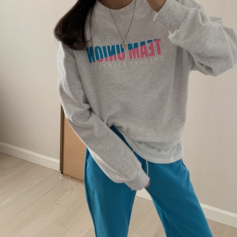 HELLO JINI韓國直郵東大門實拍女裝新品推薦真品人氣休閑衛衣HELLO JINI衛衣