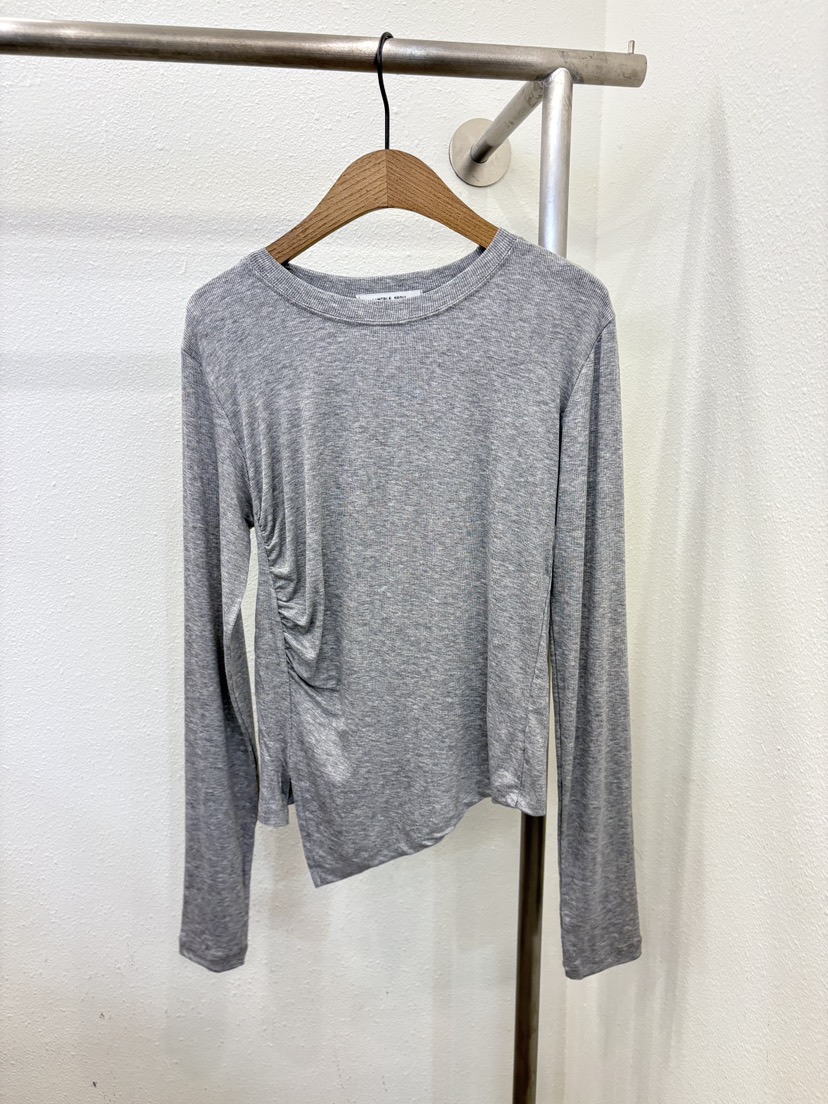 LUMIPLE韓國直郵女裝新款推薦25春夏時尚休閑職業人氣長袖T恤LUMIPLE長袖T恤圖色2