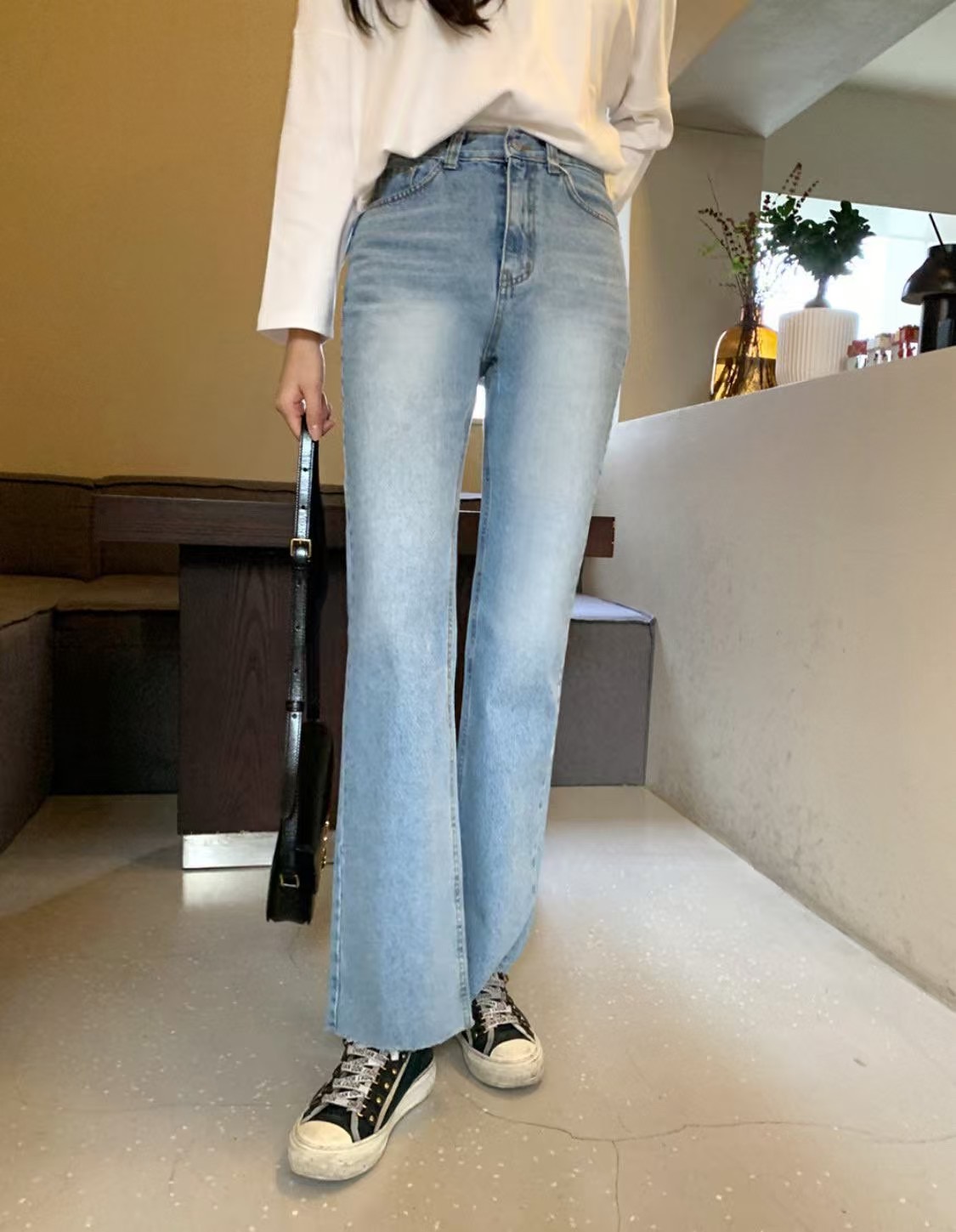 L V C直郵韓國代購女裝新款25春夏休閑時尚熱賣牛仔褲直筒L_V_C牛仔褲