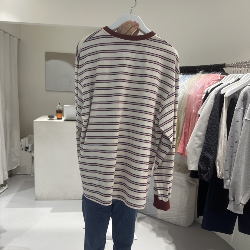 LORING RE I東大門代購女裝新品熱賣人氣推薦時尚長袖T恤LORING RE-I/BARE長袖T恤