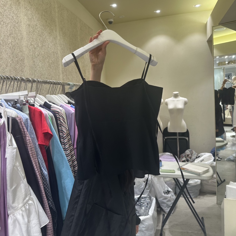 REFLAT韓國代購女裝新款時尚推薦職業25春夏真品吊帶背心天絲REFLAT吊帶/背心