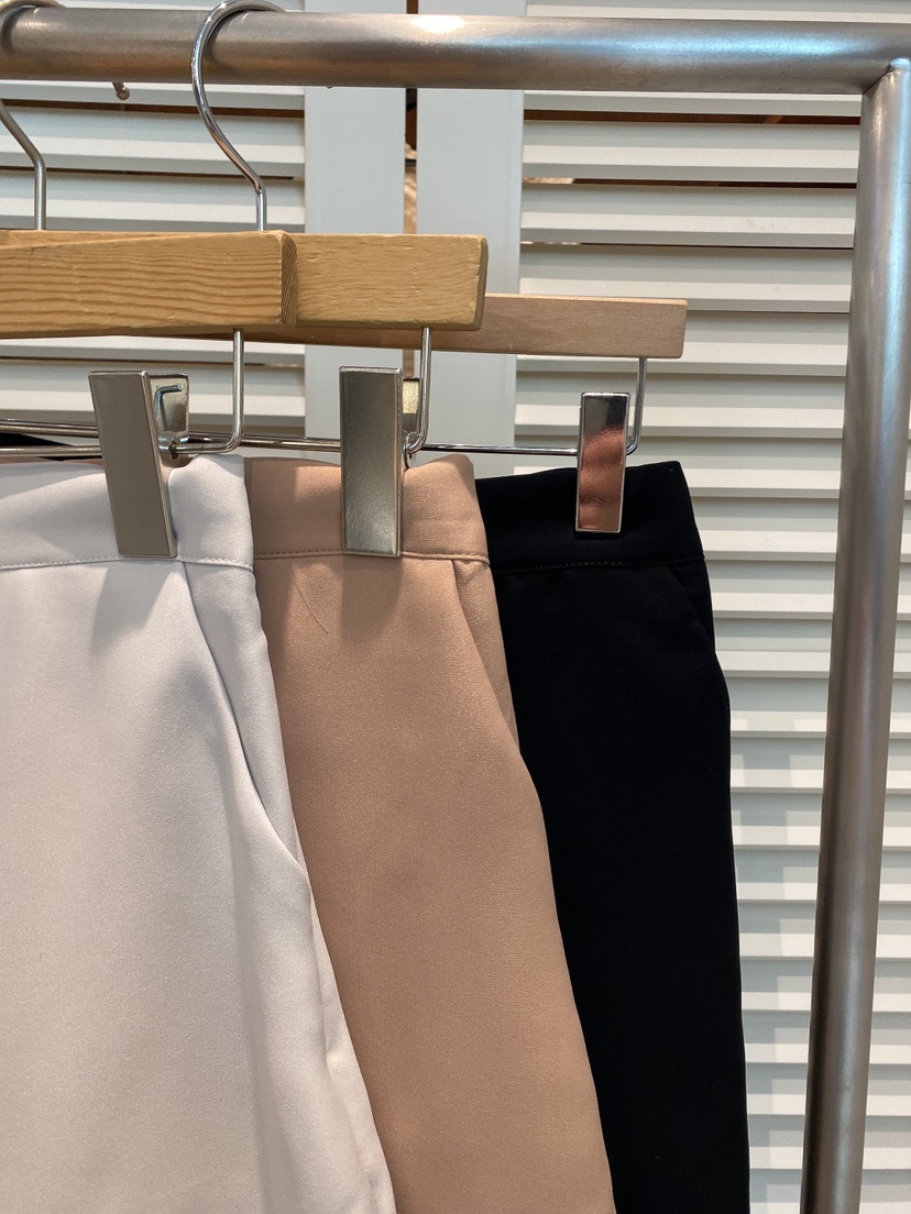 FAVE-L東大門實拍女士新款推薦職業人氣熱賣時尚真品25春夏短褲FAVE-L短褲