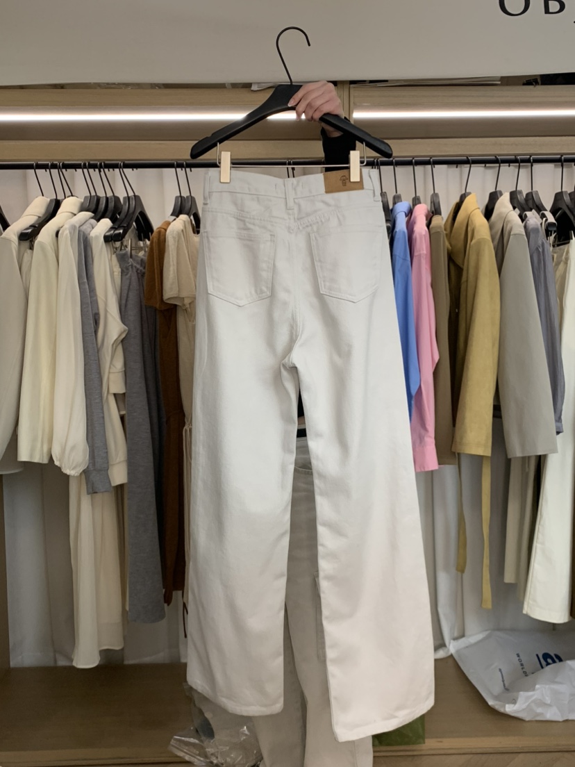 OBJET東大門代購女裝新品25春夏職業真品熱賣人氣牛仔褲奶油色love us u/OBJET牛仔褲