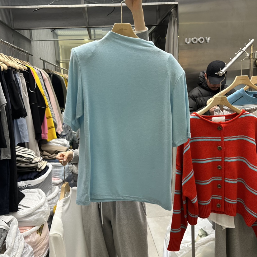TOPQUEEN韓國直郵東大門實拍女裝新品25春夏熱賣推薦真品T恤UOOVT恤圖色2