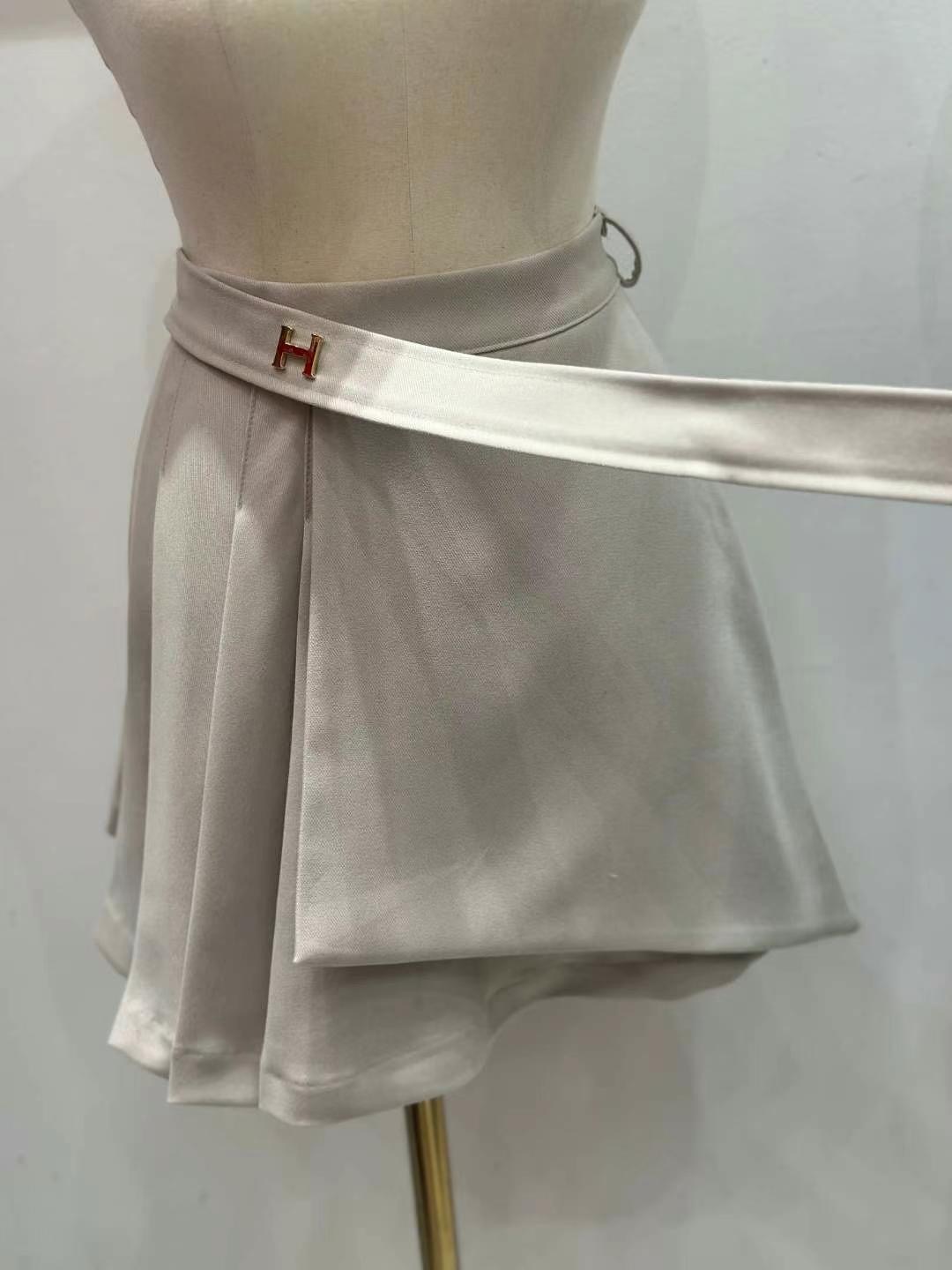 HEE SHOP韓國直郵女裝新款25春夏真品休閑人氣職業熱賣短裙HEE SHOP短裙