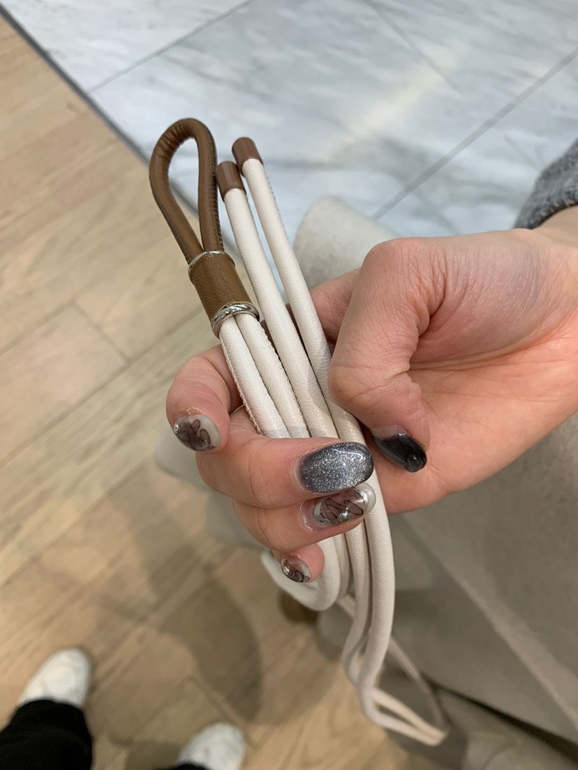 FILLMOR韓國直郵女裝新款人氣真品熱賣25春夏時尚推薦短款大衣FILLMOR短款大衣