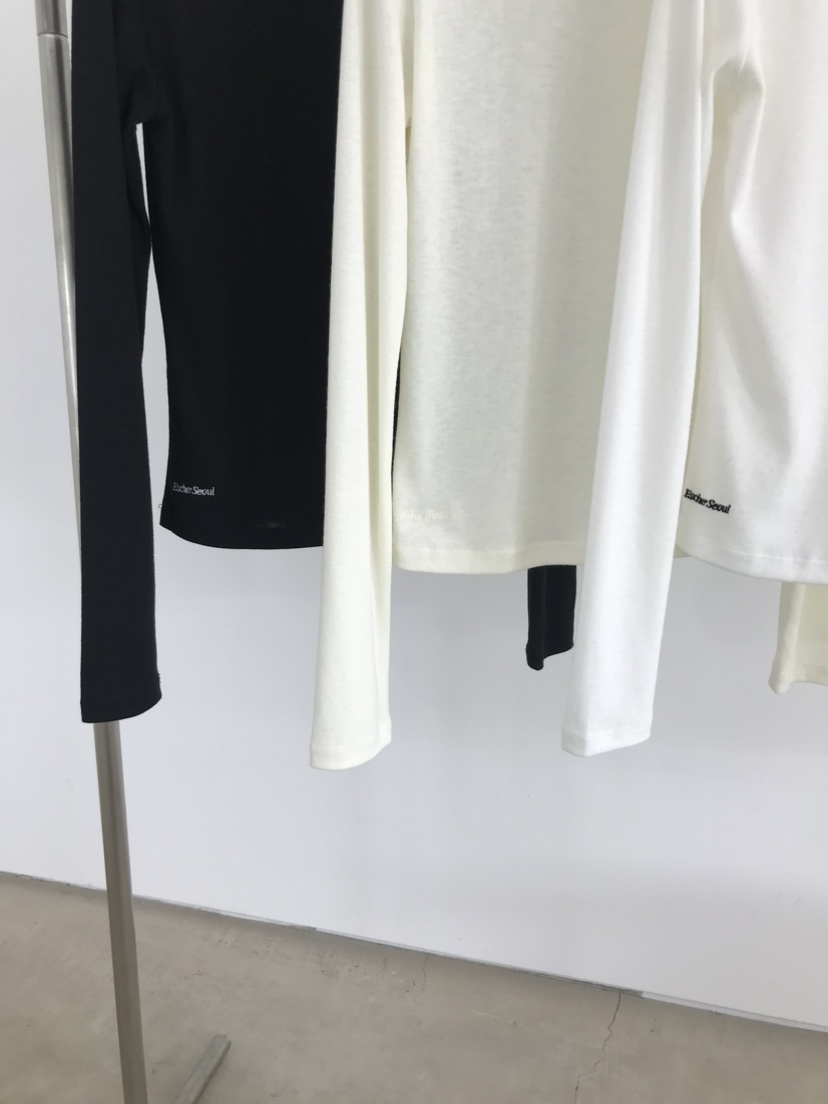 ESCHER韓國直郵東大門代購女裝新品時尚推薦25春夏人氣長袖T恤ESCHER長袖T恤