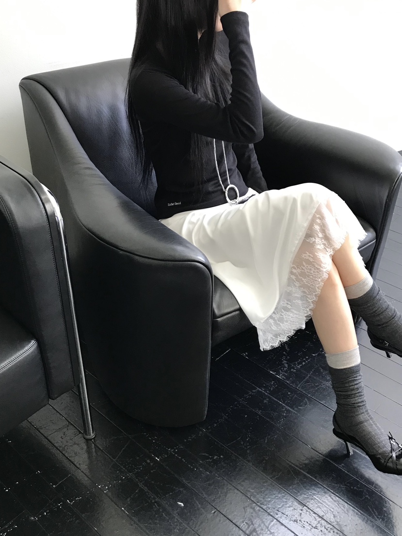 ESCHER韓國直郵東大門代購女裝新品時尚推薦25春夏人氣長袖T恤ESCHER長袖T恤