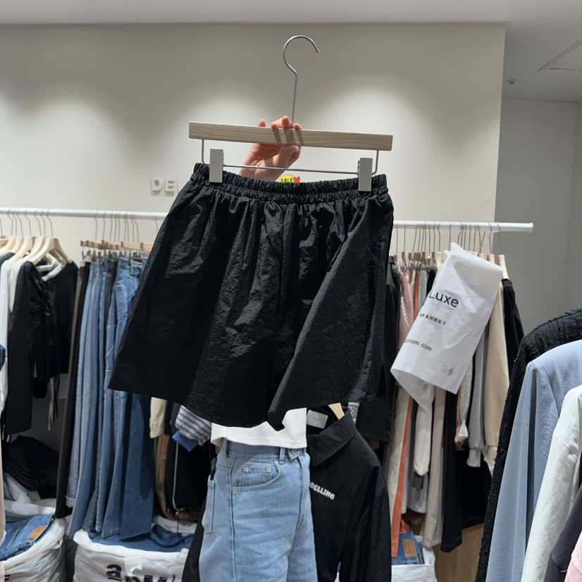 DELLING韓國直郵東大門實拍女裝新品熱賣真品休閑職業人氣短褲DELLING短褲