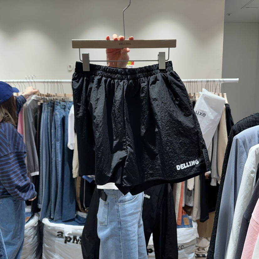 DELLING韓國直郵東大門實拍女裝新品熱賣真品休閑職業人氣短褲DELLING短褲圖色2