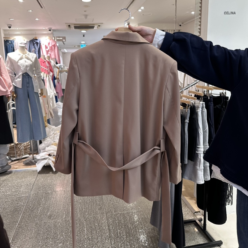CELINA韓國直郵東大門實拍女裝新品熱賣真品人氣夾克含腰帶CELI_NA夾克