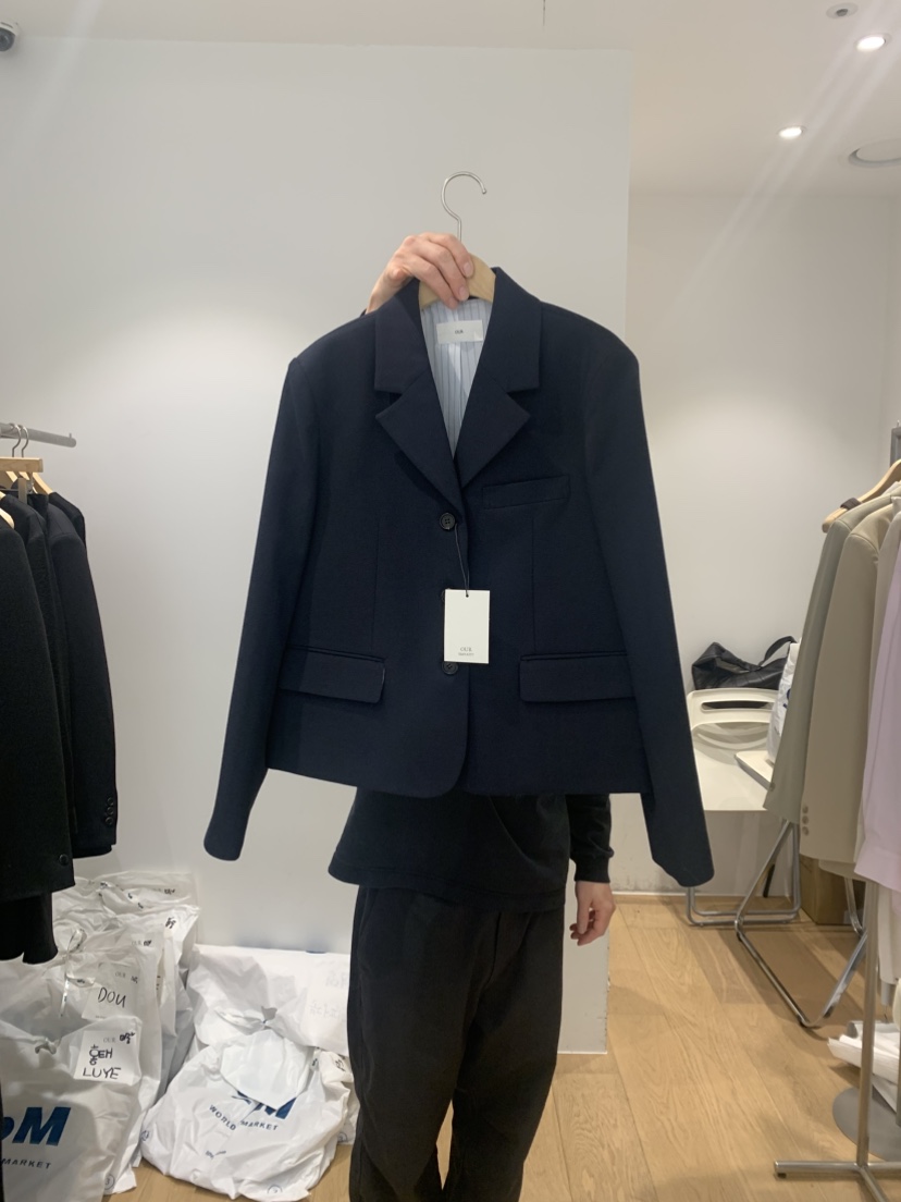 OUR-A韓國直郵女裝新品推薦時尚熱賣人氣真品25春夏夾克人字形OUR-A夾克圖色2