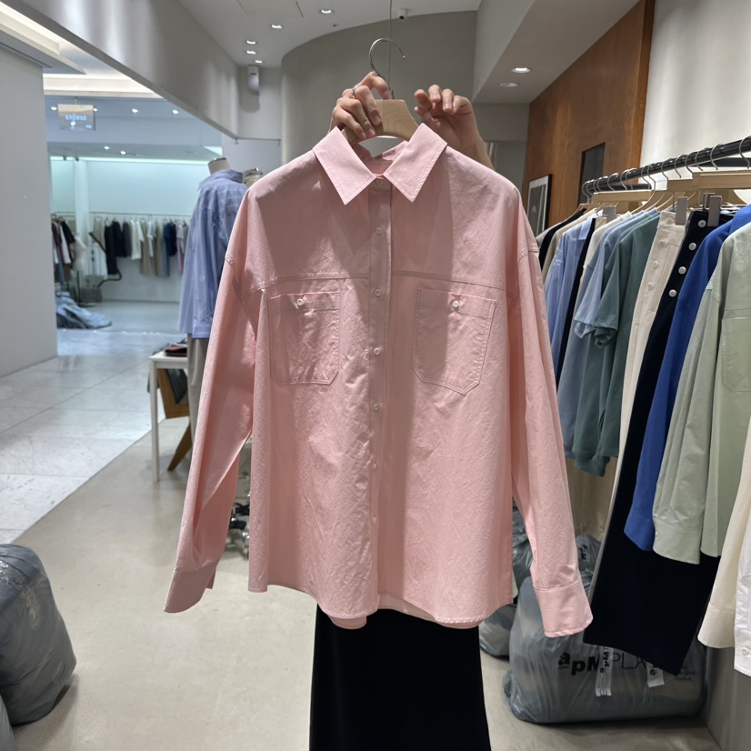 BOUTIQUE SEOUL-P直郵韓國代購女裝新品25春夏襯衫蕾絲衫兩個口袋But ton/BOUTIQUE SEOUL襯衫/蕾絲衫圖色2