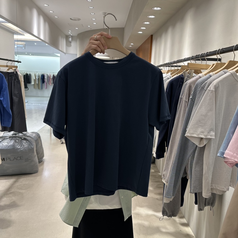 BOUTIQUE SEOUL-P韓國直郵東大門代購女裝新款25春夏熱賣T恤But ton/BOUTIQUE SEOULT恤圖色2