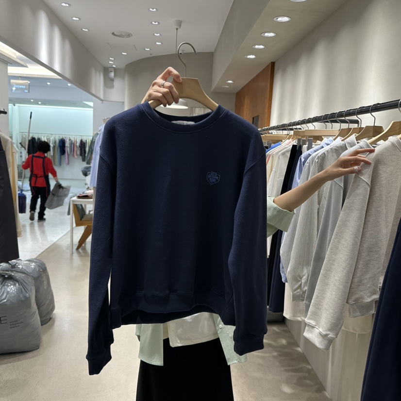 BOUTIQUE SEOUL-P韓國直郵東大門實拍女裝新品休閑熱賣衛衣But ton/BOUTIQUE SEOUL衛衣圖色2