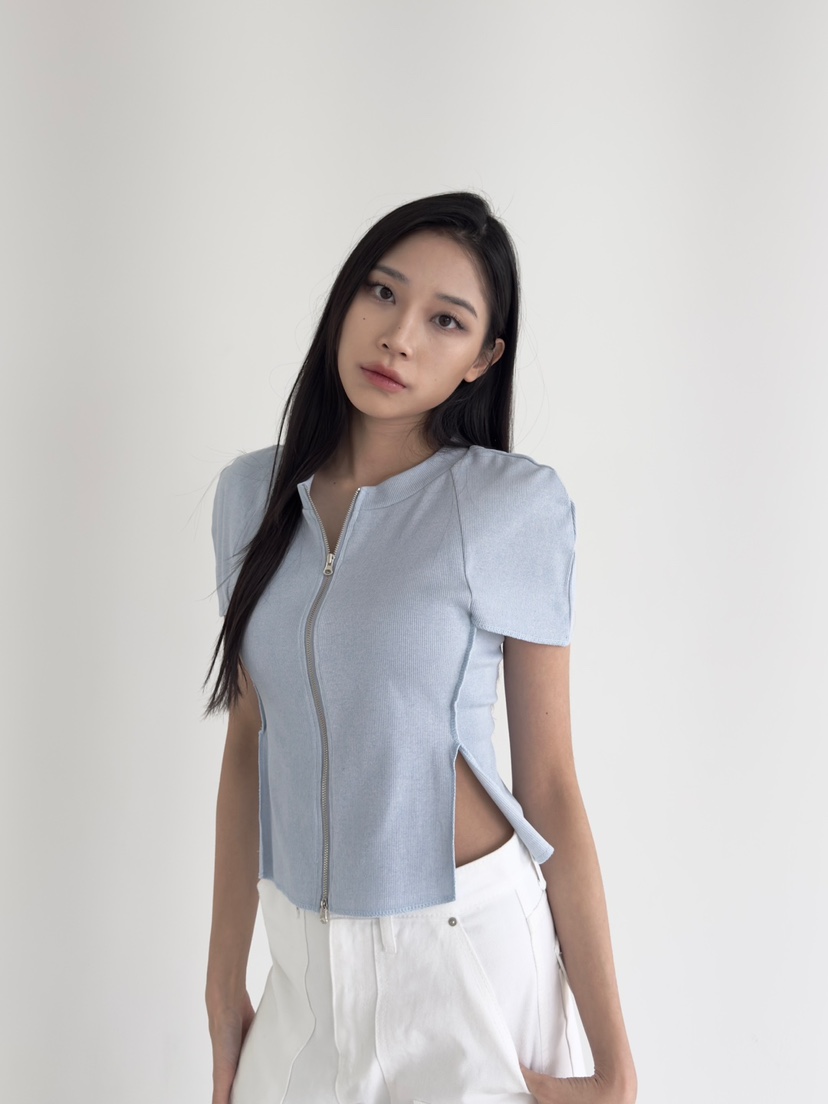 NOV7韓國直郵女裝新品休閑25春夏推薦長袖T恤可拆卸拉鏈復古the ebony eyes/NOV7長袖T恤