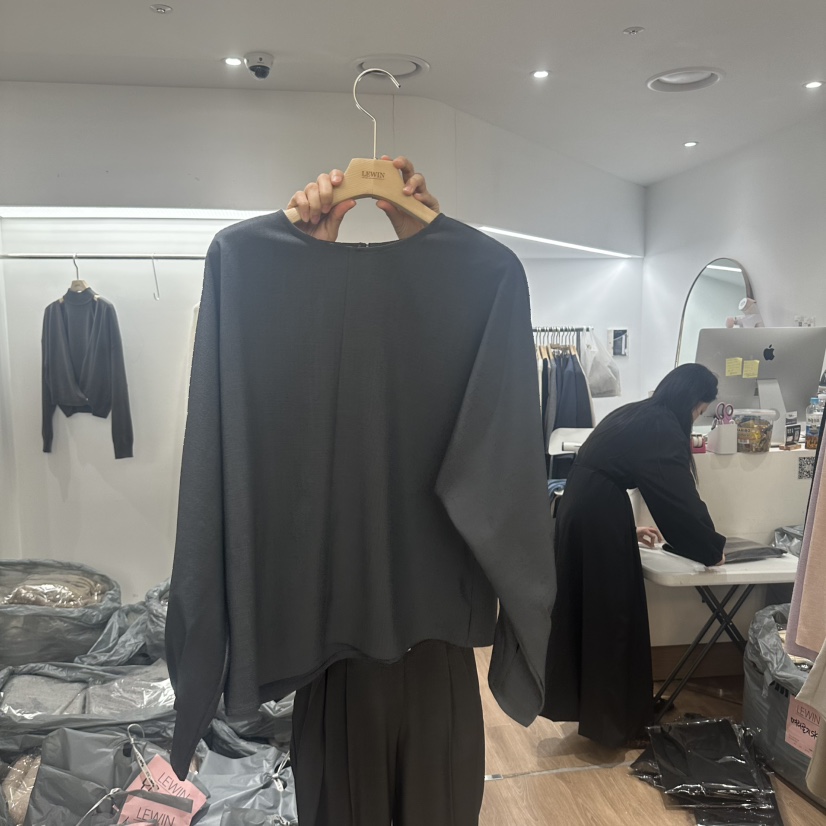 LEWIN韓國直郵東大門實拍女裝新品休閑熱賣25春夏襯衫蕾絲衫LEWIN襯衫/蕾絲衫圖色3