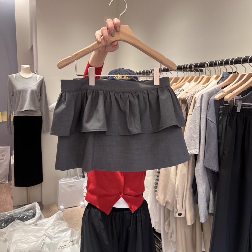 ORMORE直郵韓國代購女裝新品人氣時尚職業推薦熱賣真品短裙ORMORE短裙