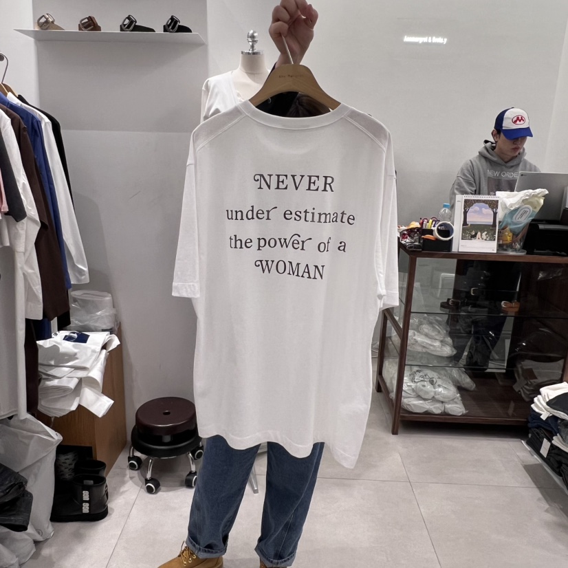 ANN MARGRET韓國直郵女裝新品時尚T恤GRETA.YT恤