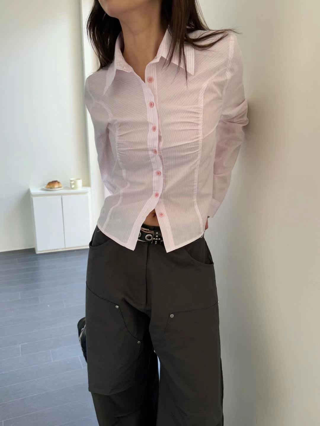 FAVOURED韓國直郵東大門代購女裝新品真品時尚襯衫蕾絲衫褶皺FAVOURED襯衫/蕾絲衫