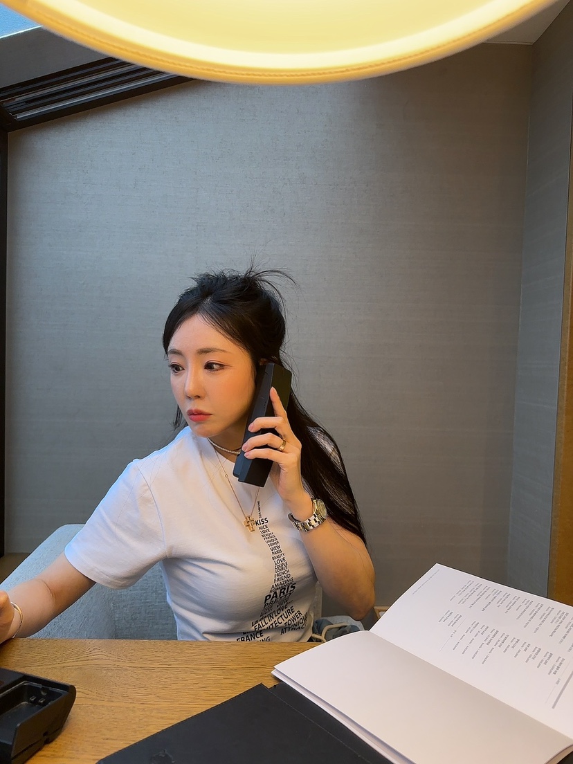 PALETTE-Q韓國直郵女裝新款熱賣休閑人氣職業真品25春夏T恤短款PALETTET恤